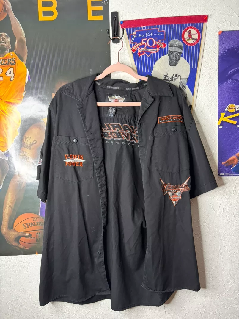 Harley Davidson "V-Twin Power" Men's Black Short Sleeve Shirt