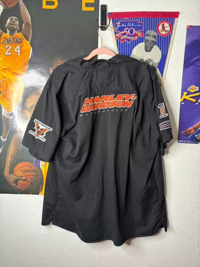 Harley Davidson "V-Twin Power" Men's Black Short Sleeve Shirt