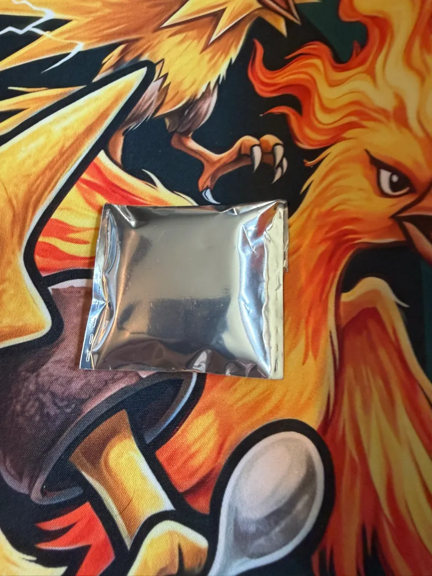 1 gem horizons blind bag pin