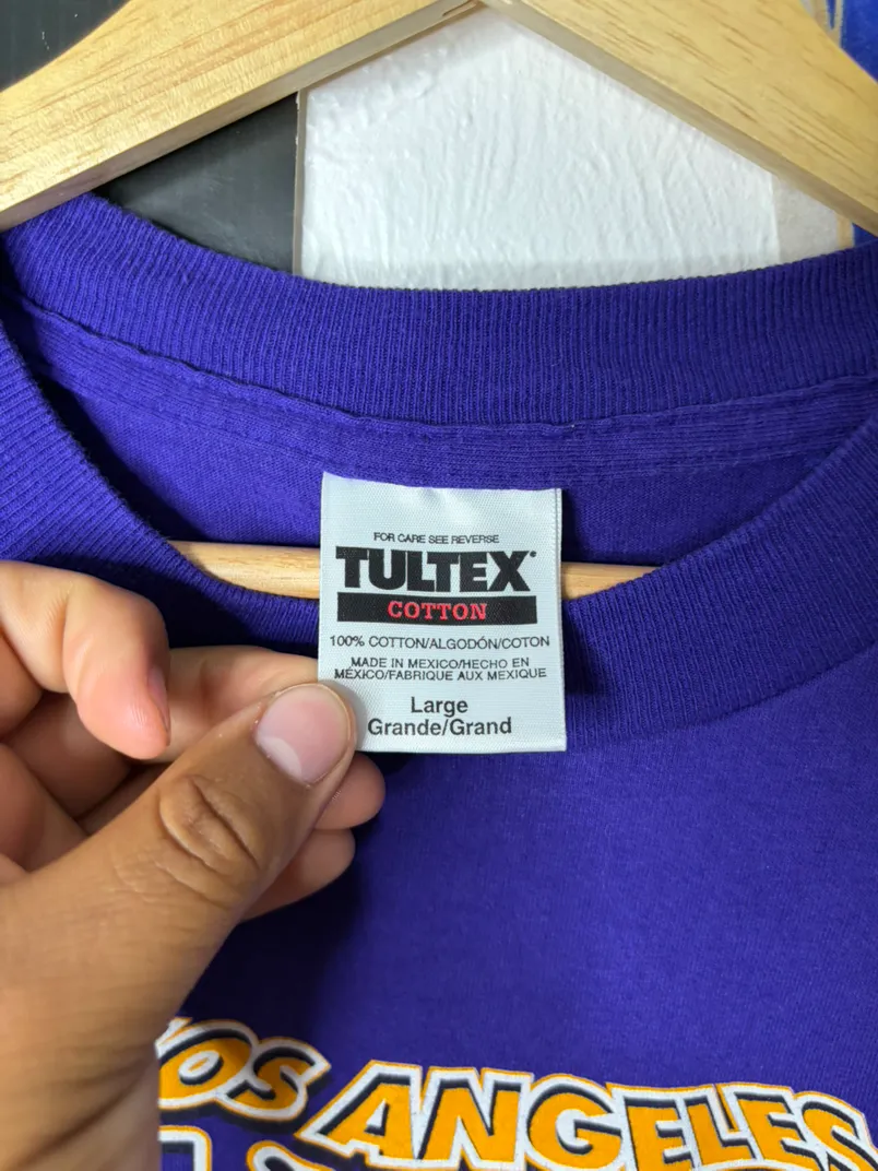 Vintage Los Angeles Lakers Purple T-Shirt
