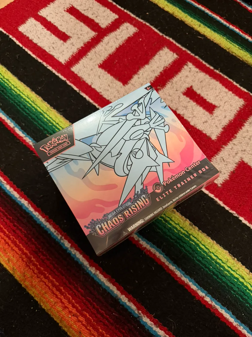 Pokémon Center Chaos Rising Elite Trainer Box
