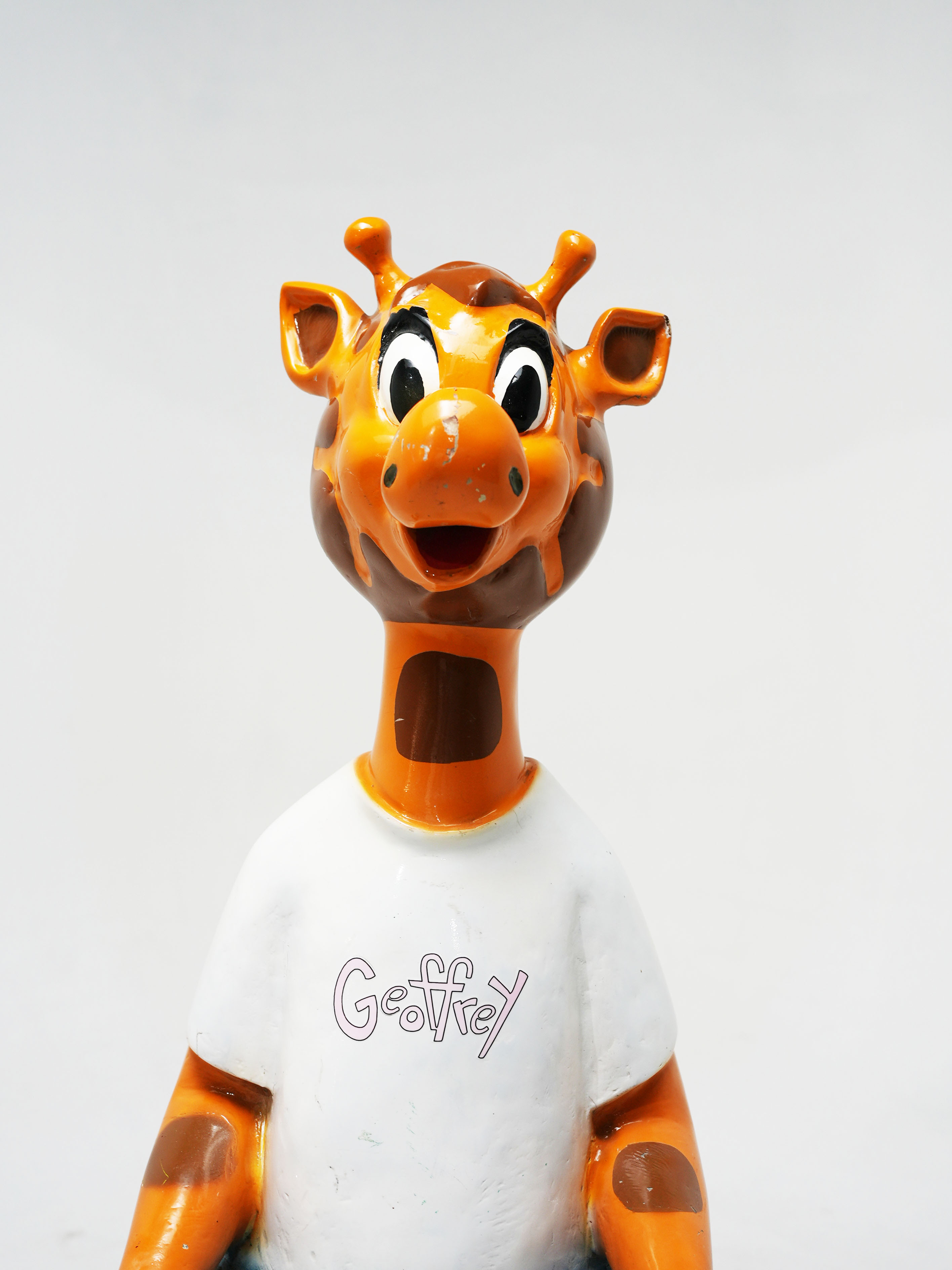GEOFFREY TOYS 'R' US STATUE