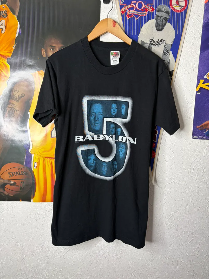 Babylon 5 Vintage Sci-Fi TV Show T-Shirt
