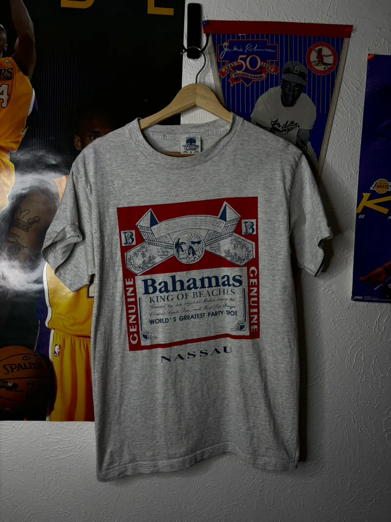 Vintage Bahamas King of Beaches Nassau T-Shirt