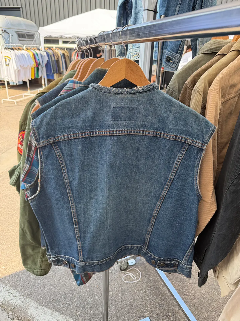 Levi’s big E chopped type 3 vest