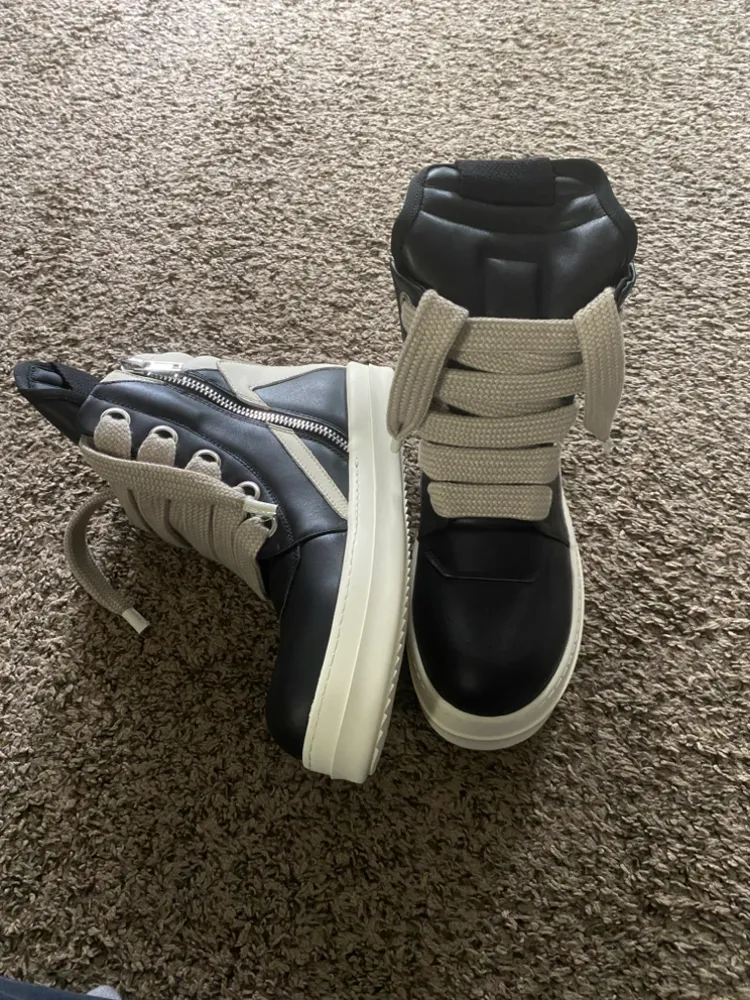 9.5 RICK OWENS JUMBO LACE GEOBASKETS