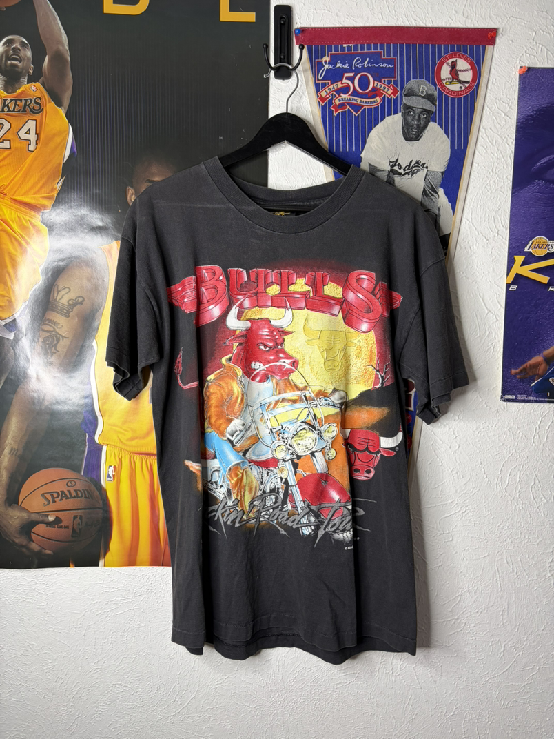 Vintage Chicago Bulls Graphic T-Shirt