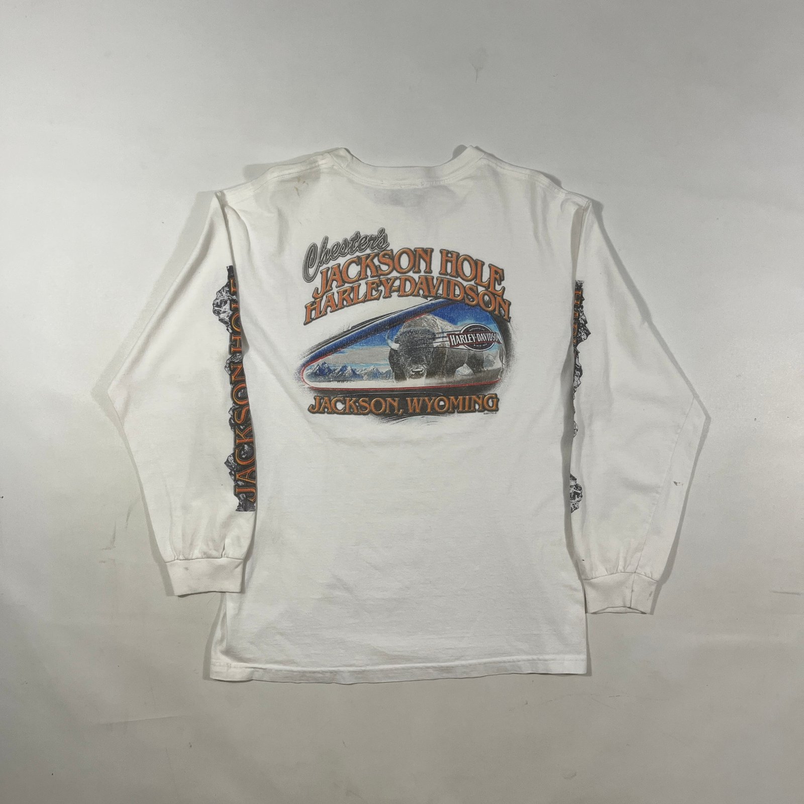 Harley-Davidson Chester's Jackson Hole Wyoming Long Sleeve Tee White Bison Graphic