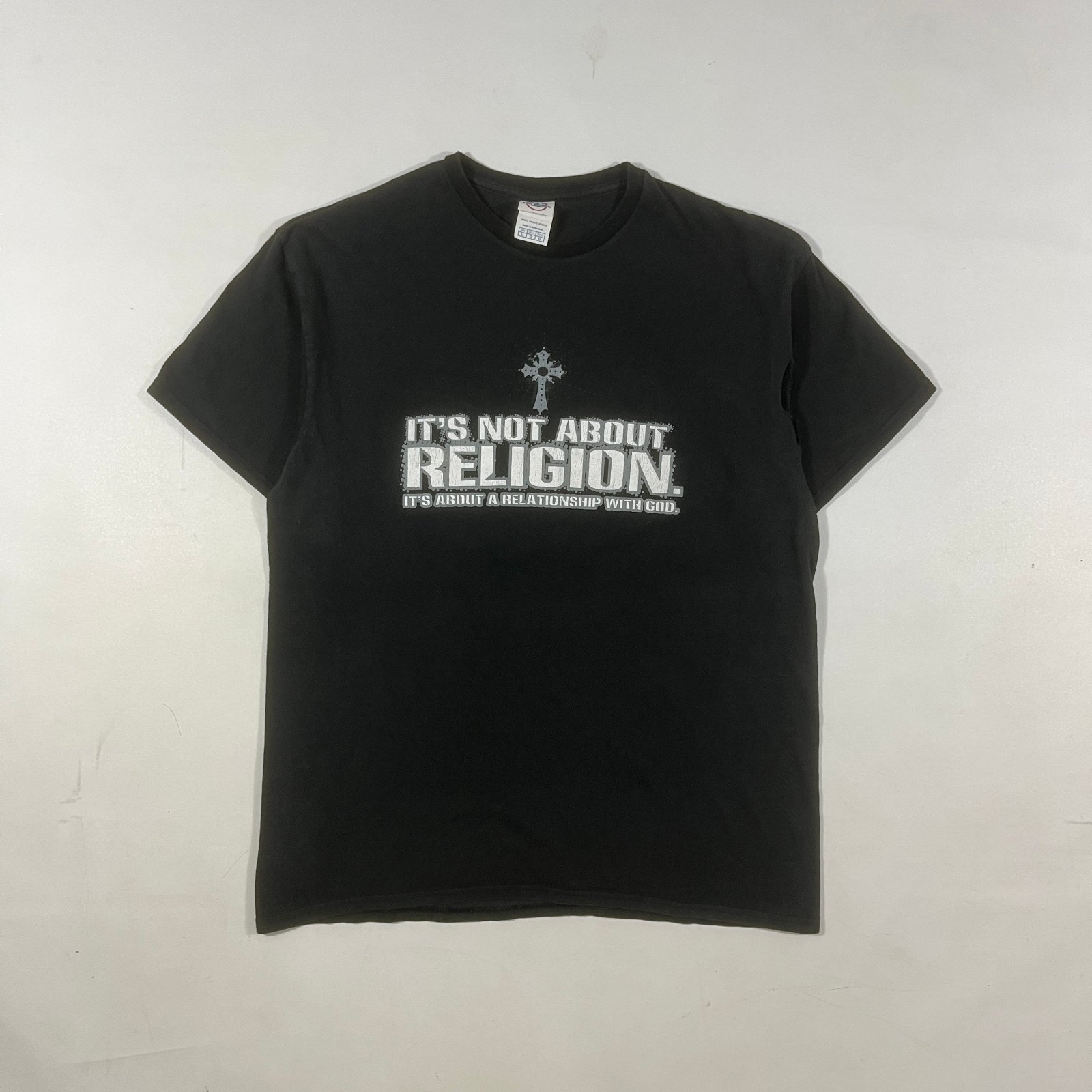 Vintage Y2K Christian "It's Not About Religion" Bible Verse Graphic Tee L