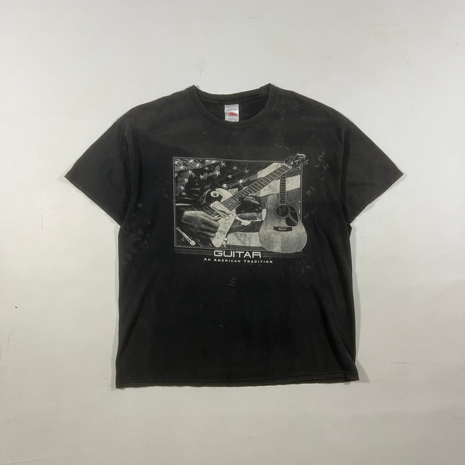 Vintage Tennessee River "Guitar An American Tradition" Faded Black Graphic Tee XL