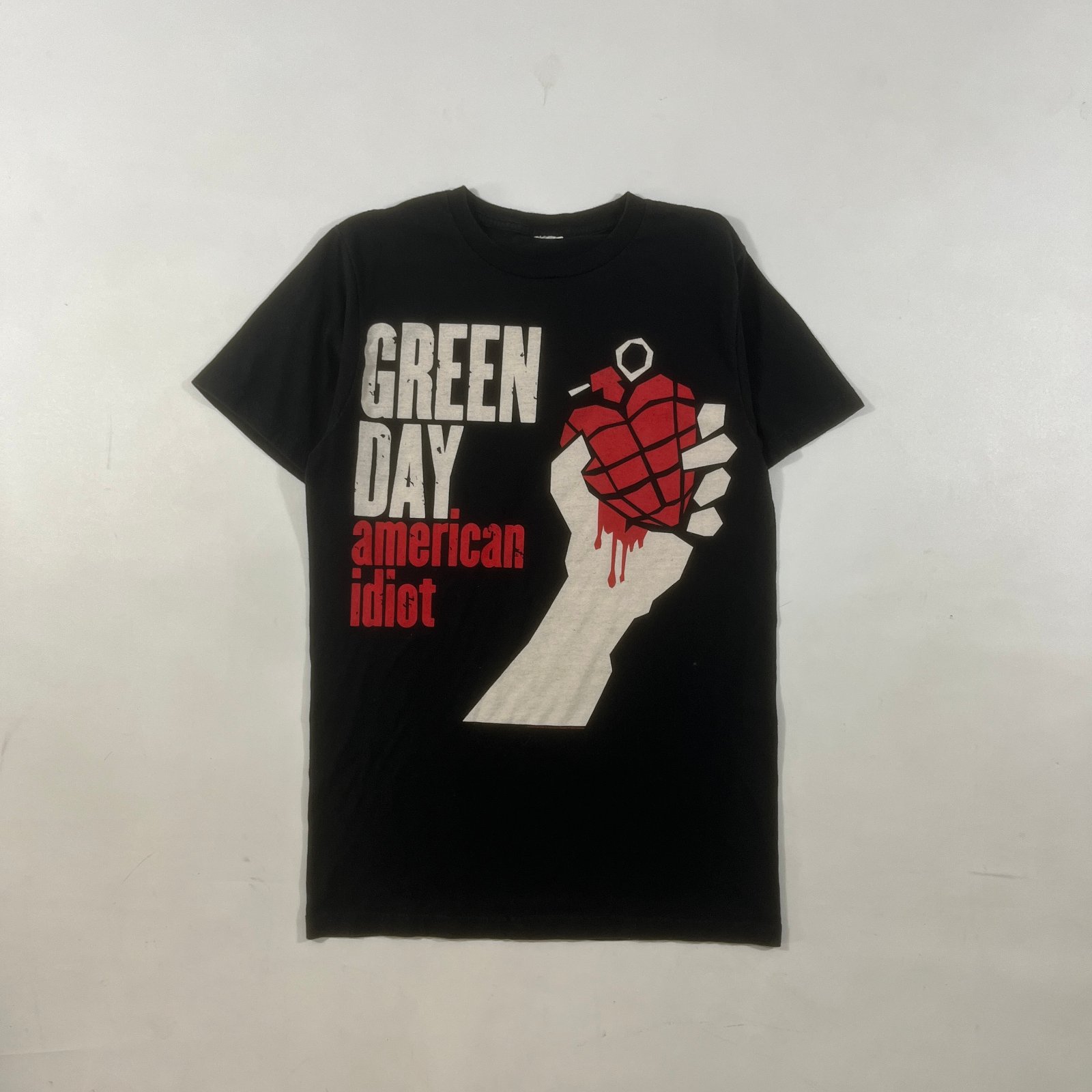 Green Day American Idiot Black Band Tee Grenade Heart Graphic T-Shirt