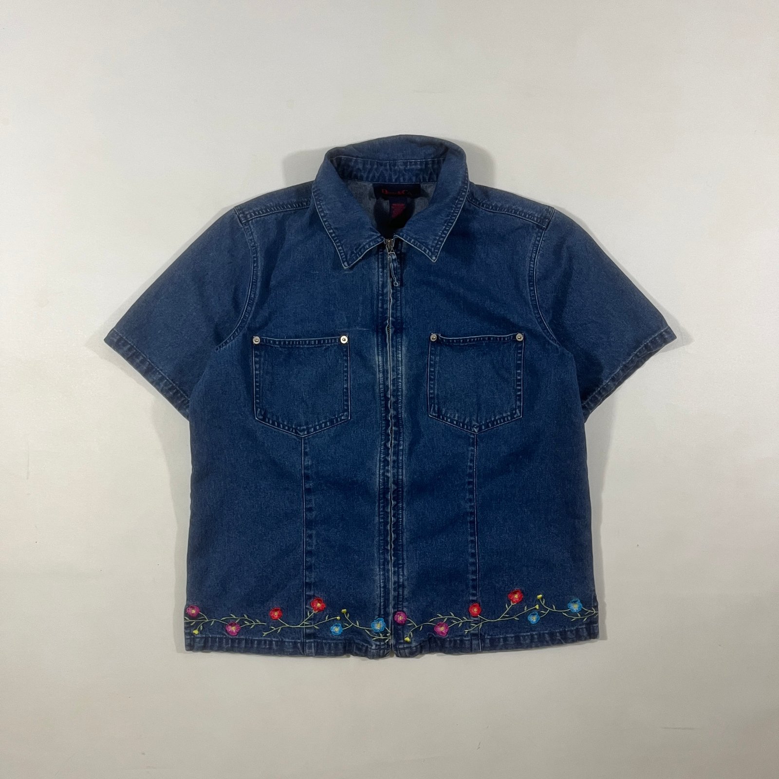 Vintage Y2K Denim & Co. Embroidered Floral Zip-Front Short Sleeve Denim Top Medium