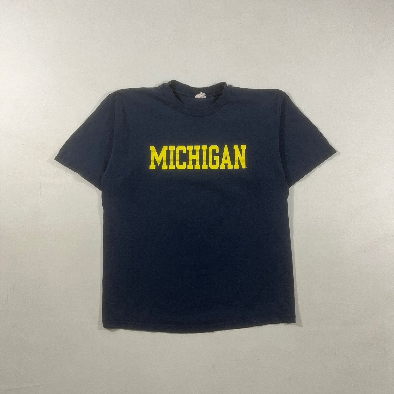 Vintage 90s Michigan Wolverines Cotton Exchange Navy Yellow Block Letter T-Shirt XL USA