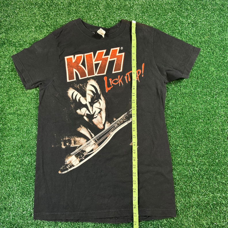 Mini Size Devils Vintage KISS Lick It Up Tour T-Shirt size small - ezze
