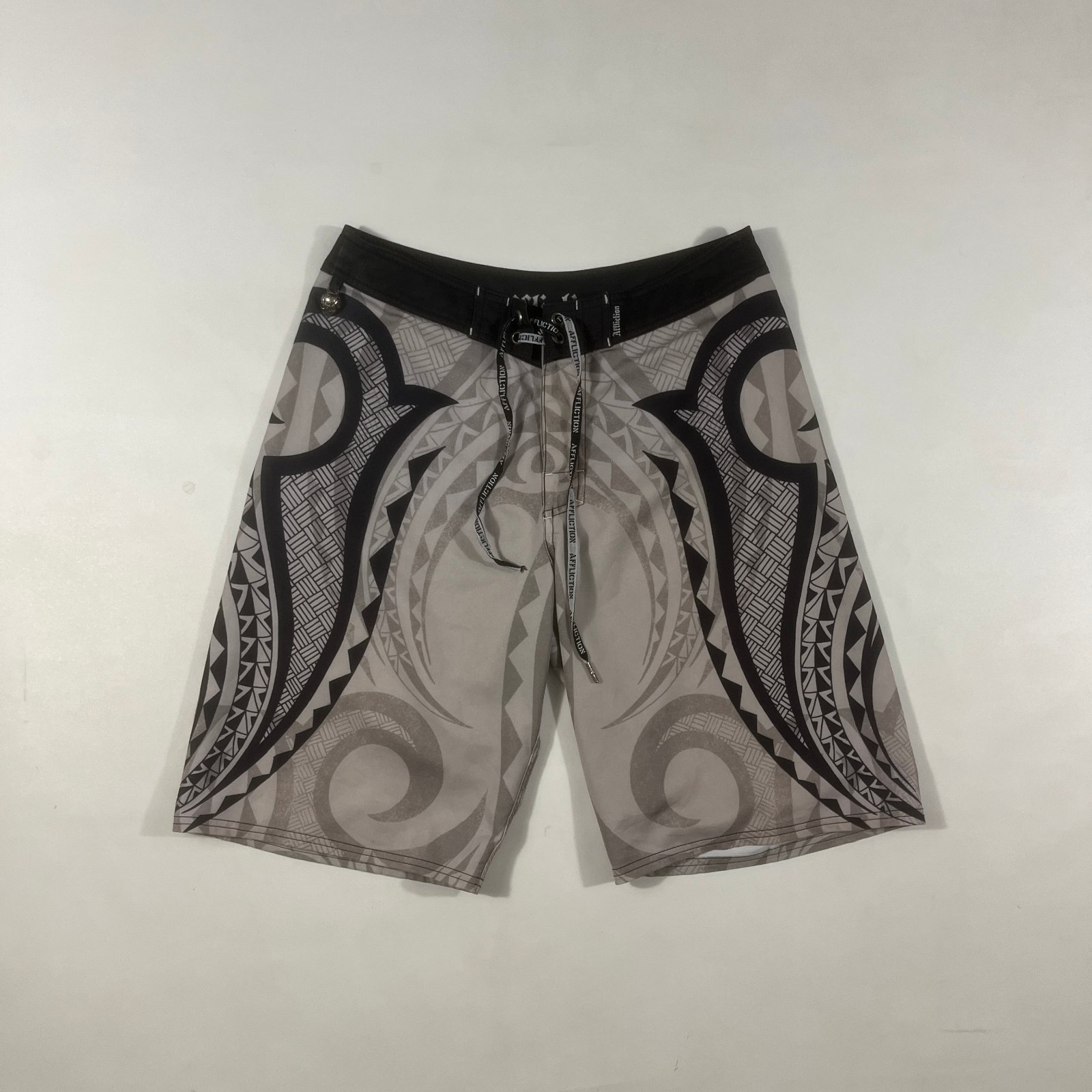 Affliction Gray Black Tribal Polynesian Print Board Shorts Swim Trunks