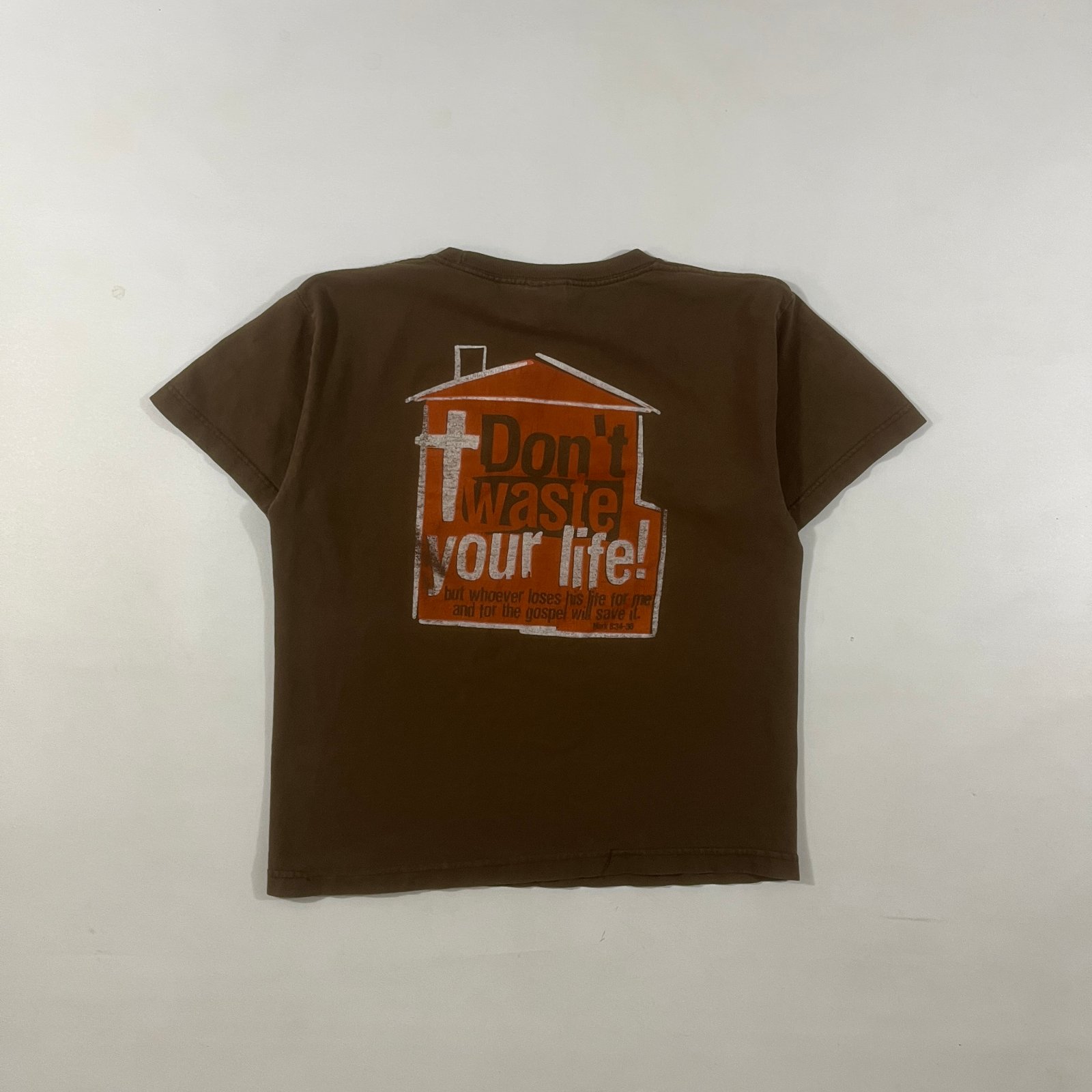 Vintage Y2K 2004 SOS Christian Church Faded Brown Graphic T-Shirt