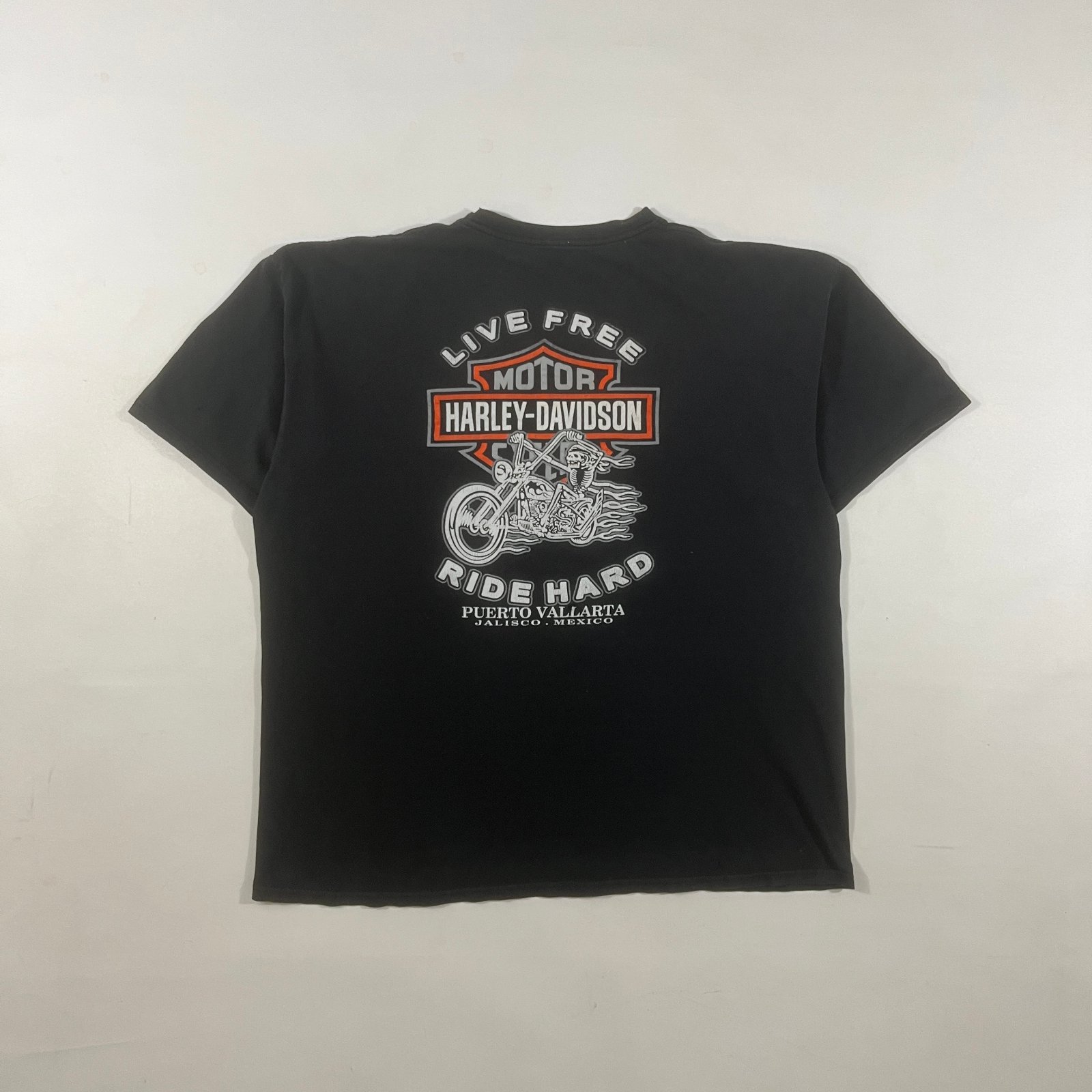 Vintage Harley-Davidson Puerto Vallarta Mexico Live Free Ride Hard Skeleton Biker Tee