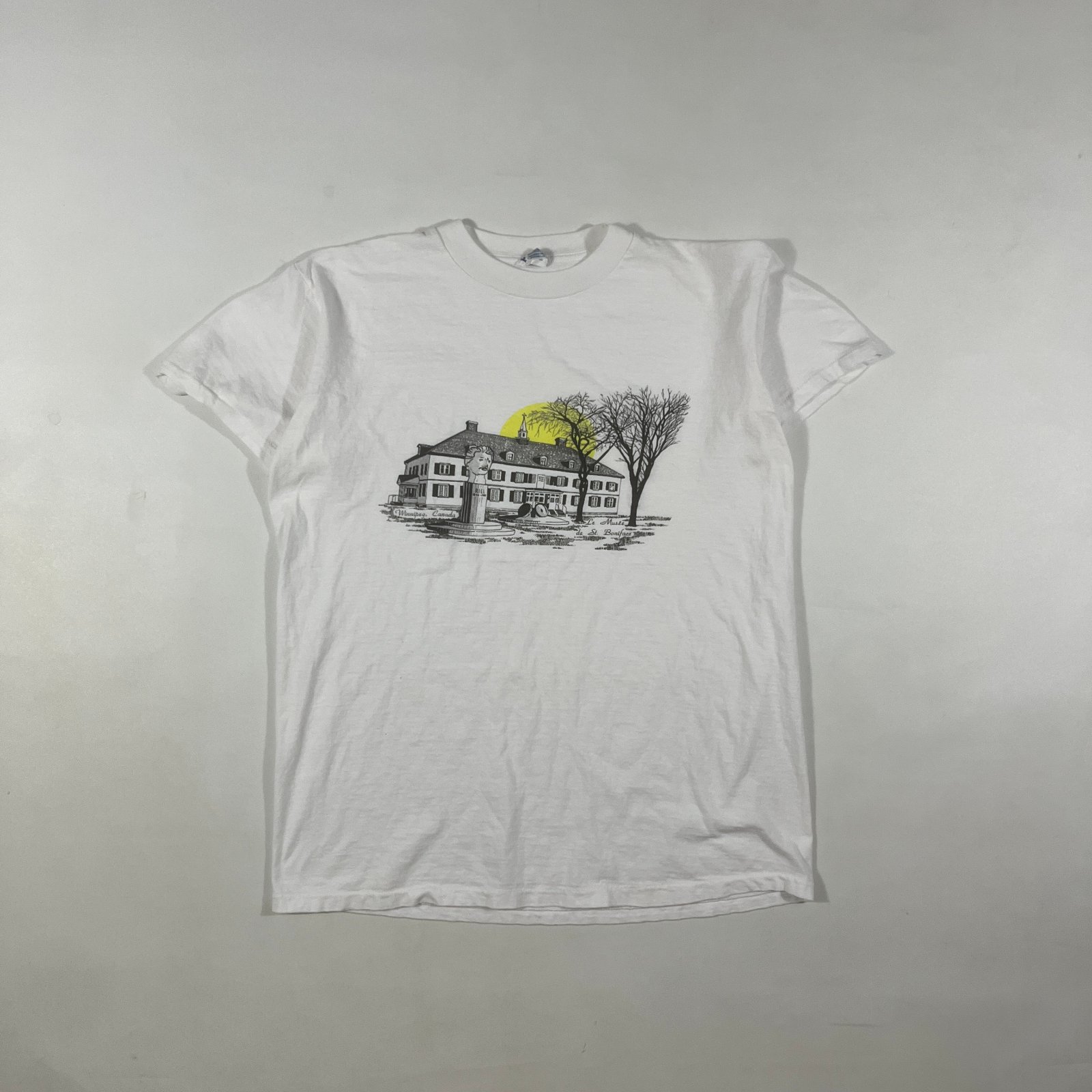Vintage 90s Le Musée de St. Boniface Winnipeg Canada Souvenir T-Shirt L