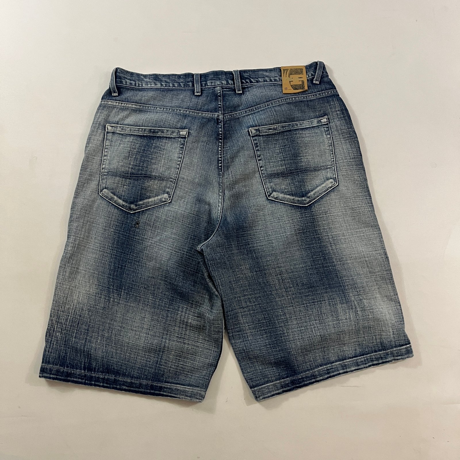 Vintage Y2K Phat Farm Baggy Medium Wash Denim Jorts Jean Shorts 42