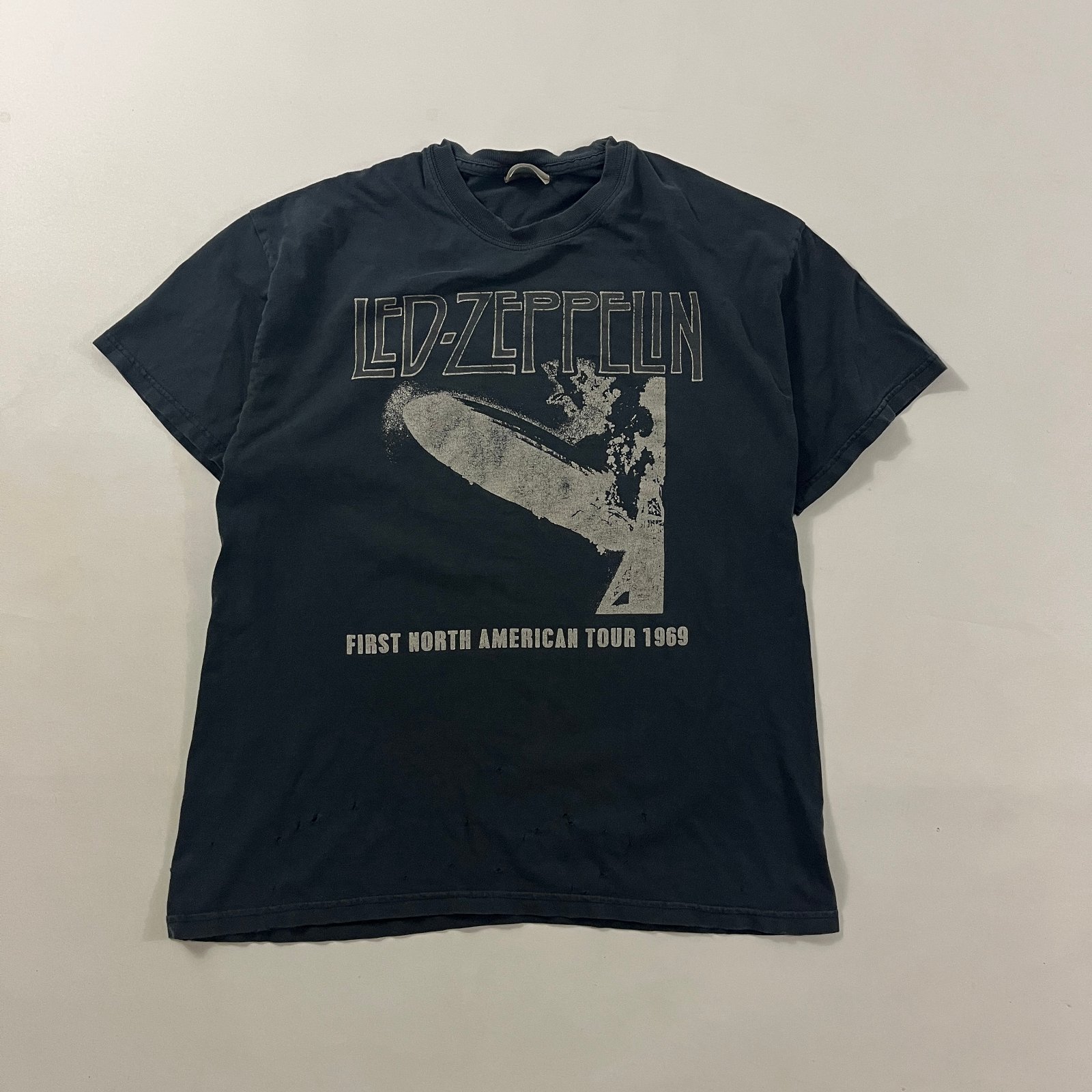 Led Zeppelin First North American Tour 1969 Faded Black Band Tee L