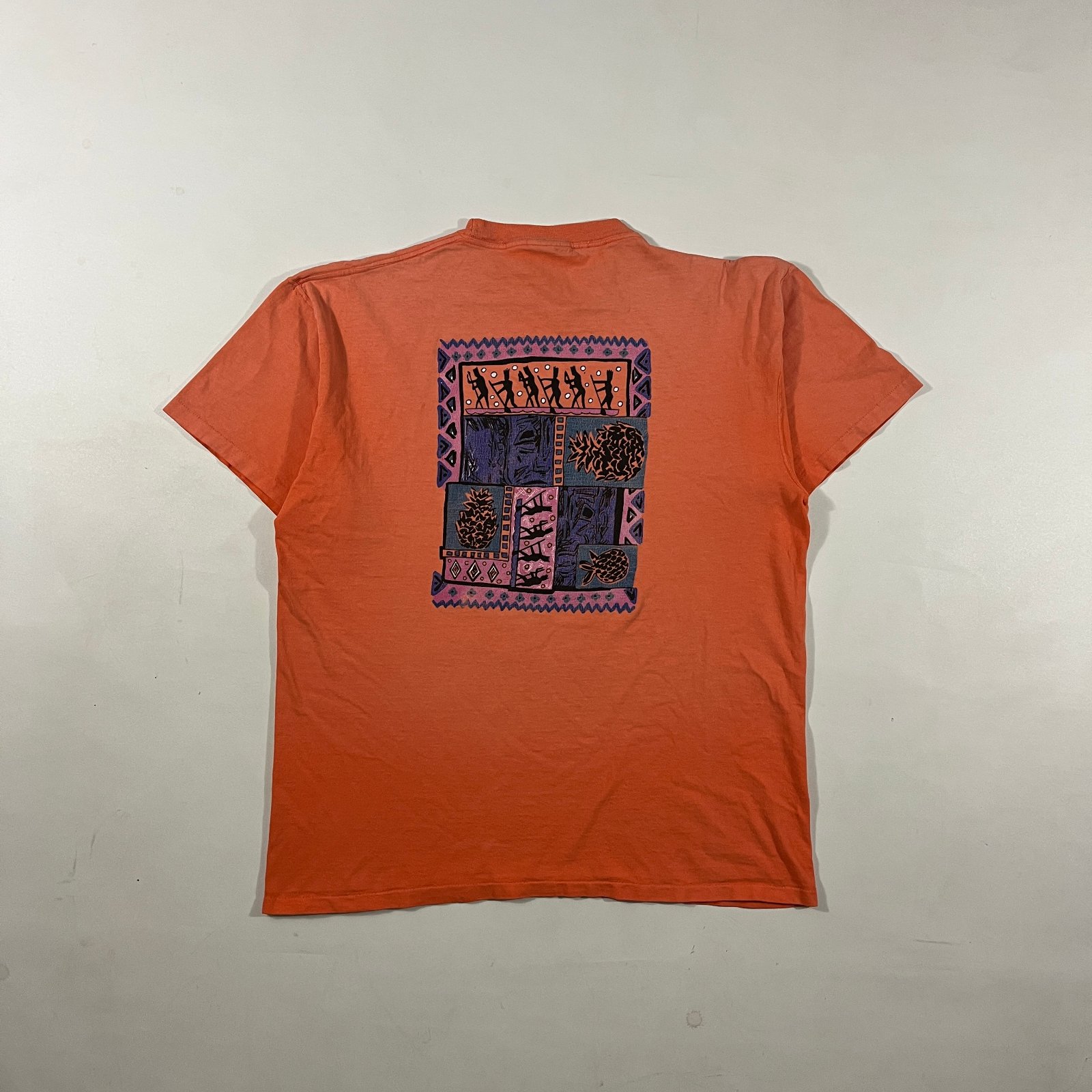 Vintage 90s IZOD Coral Orange Tiki Tribal Pineapple Graphic Single Stitch Tee M