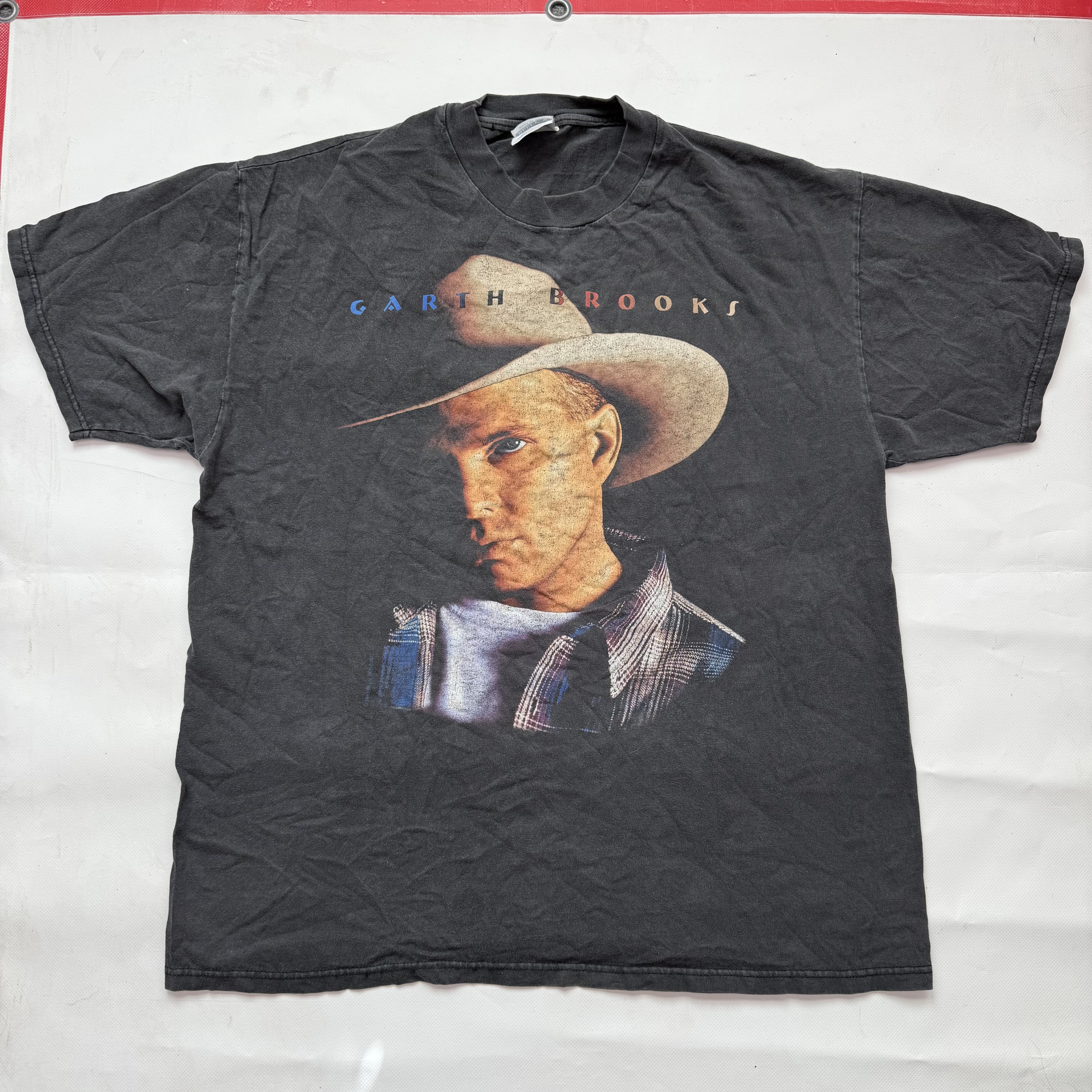 Vintage Garth Brooks Cowboy Hat Graphic T-Shirt XL