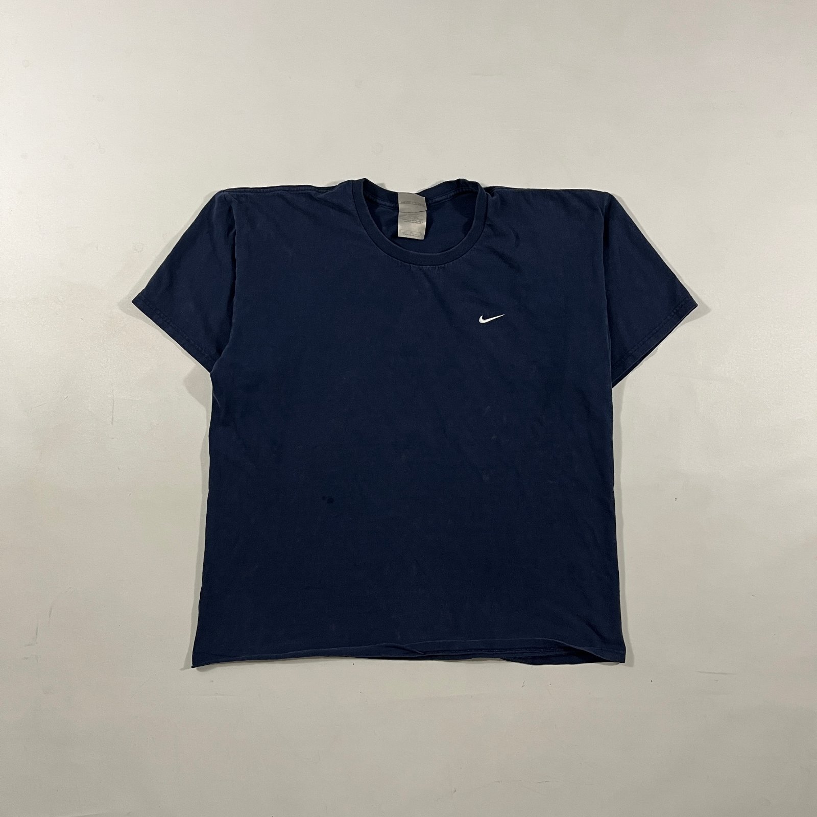 Vintage Y2K Nike Mini Swoosh Navy Blue Essential T-Shirt L