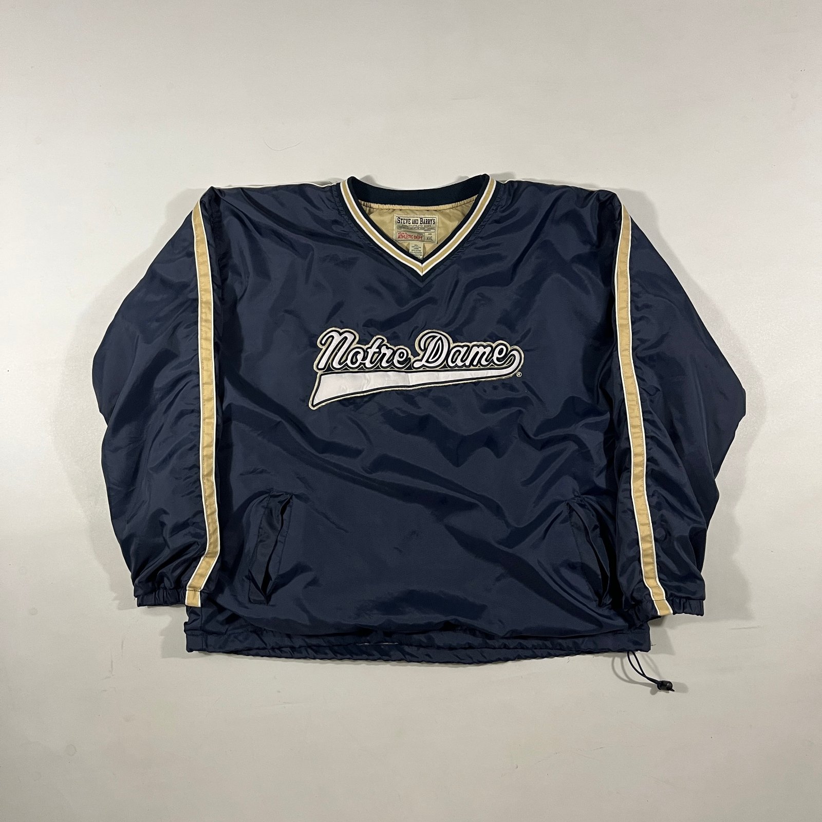Vintage Y2K Steve and Barry's Notre Dame Fighting Irish Navy Gold V-Neck Pullover