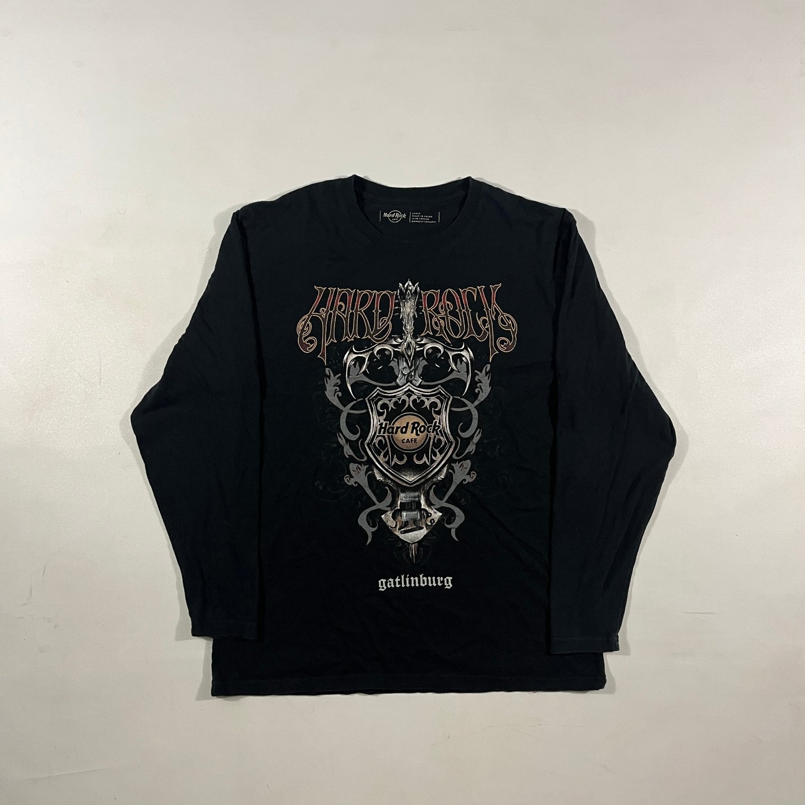 Hard Rock Cafe Gatlinburg Black Gothic Guitar Crest Graphic Long Sleeve Tee L