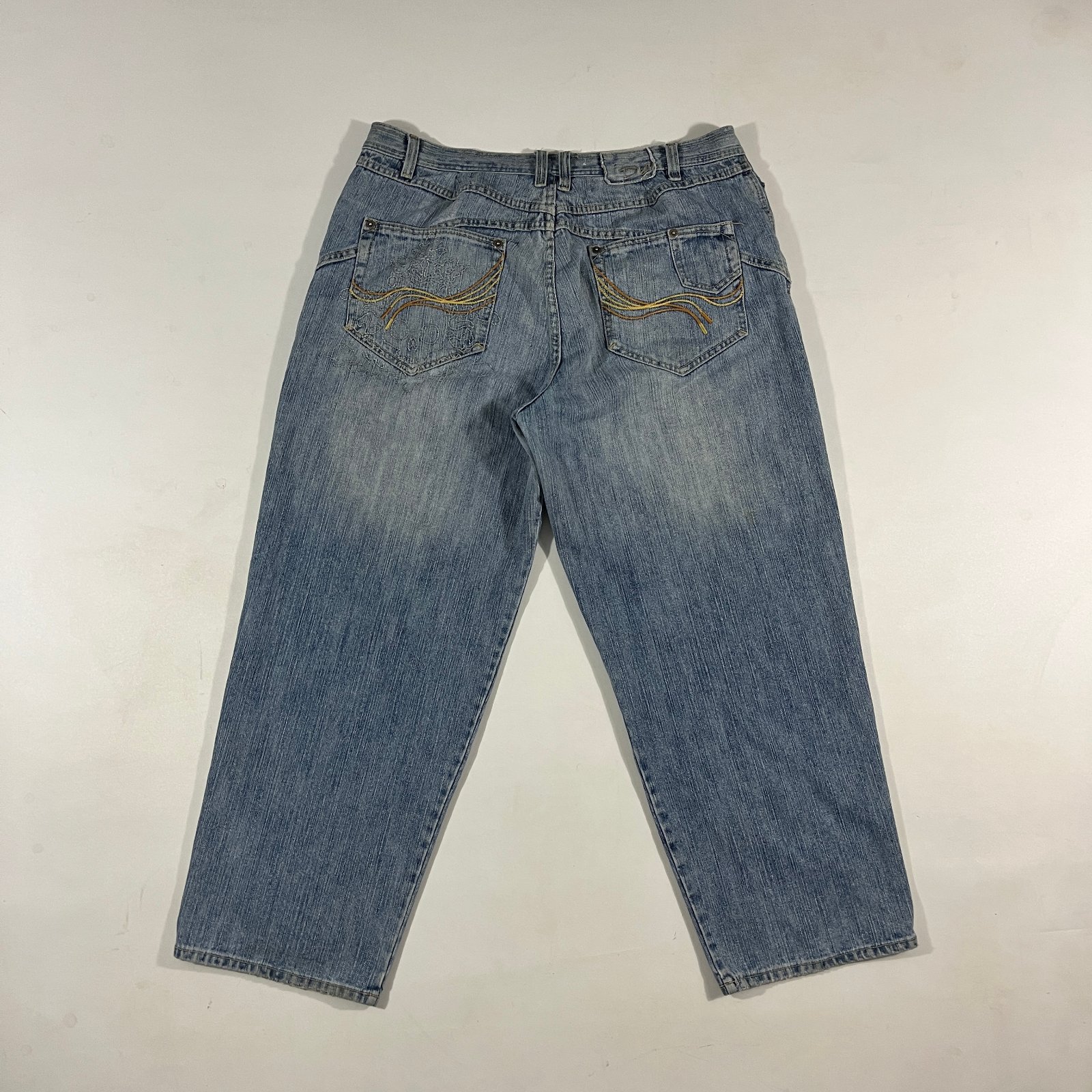 Vintage Y2K Baggy Medium Wash Embroidered Pocket Denim Jeans W44 x L32