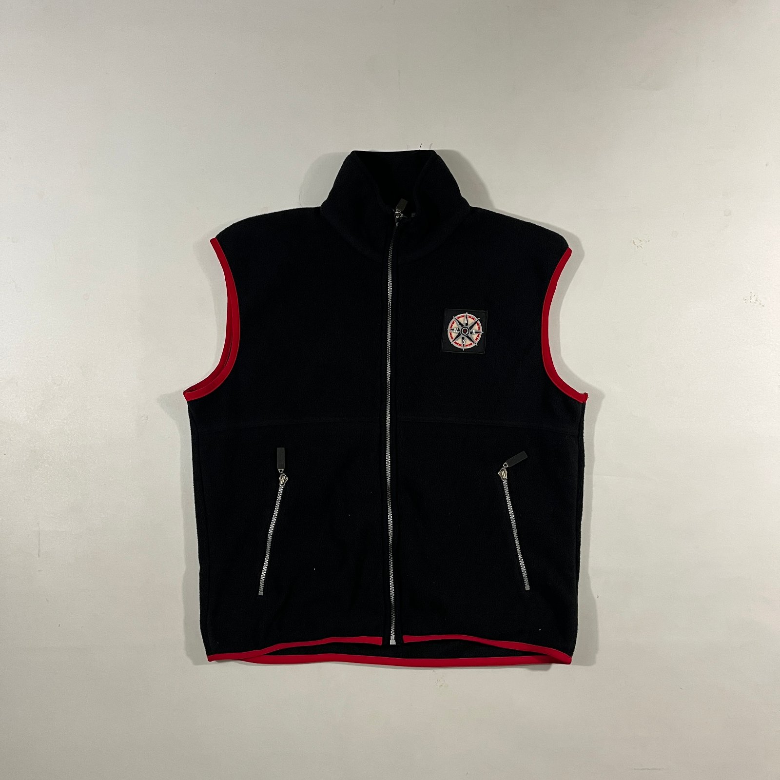 Vintage Y2K Black Red Trim Compass Rose Fleece Zip Vest