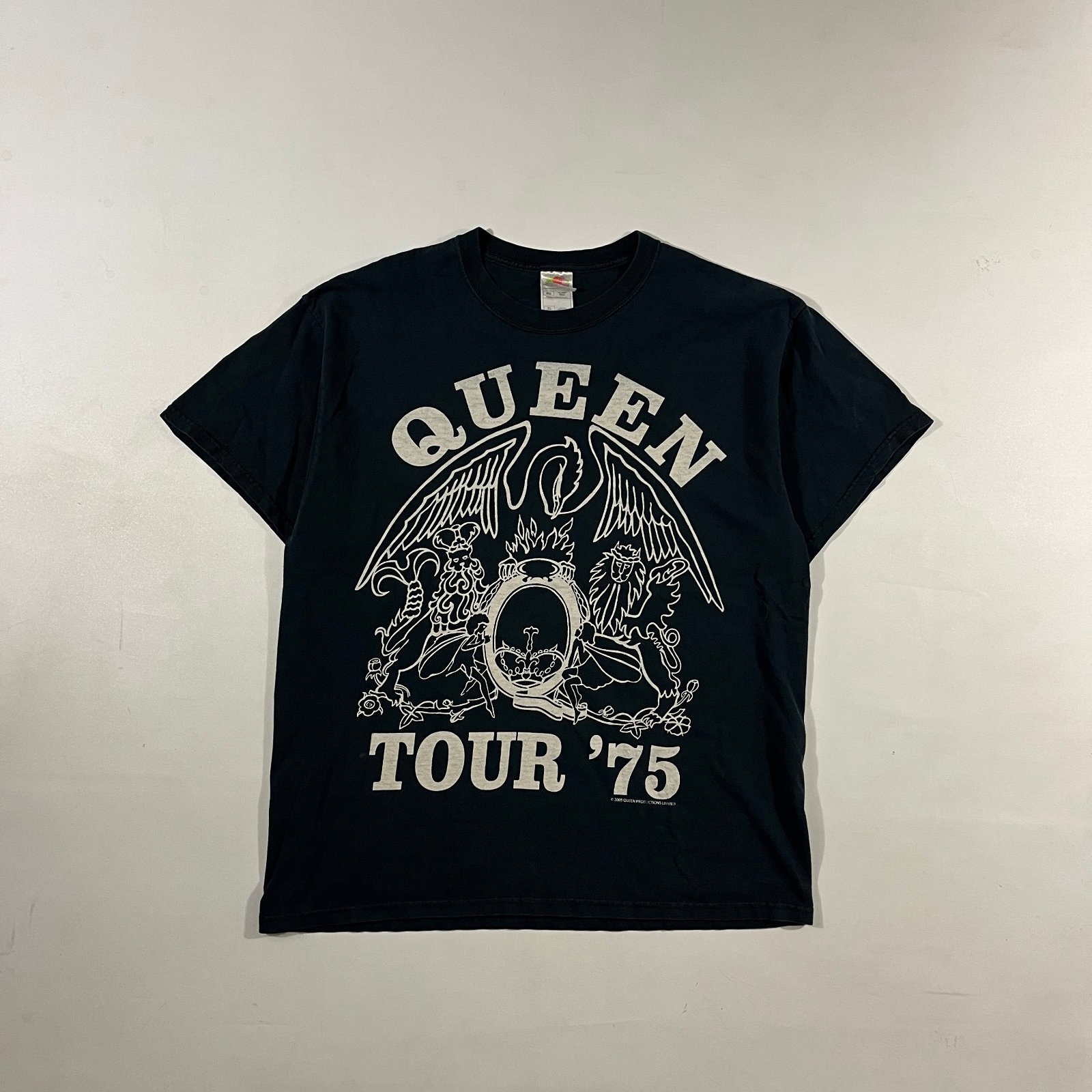 Queen Tour '75 Band Tee Black Crest Logo Graphic T-Shirt XL