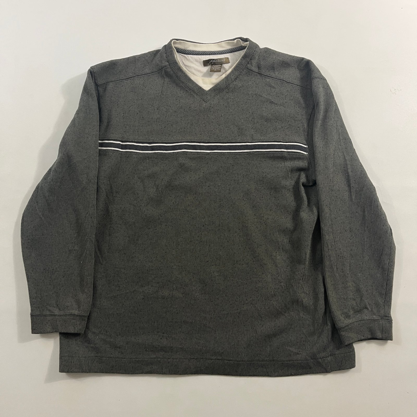 Vintage Y2K Method Gray Ribbed Chest Stripe V-Neck Long Sleeve Shirt XL