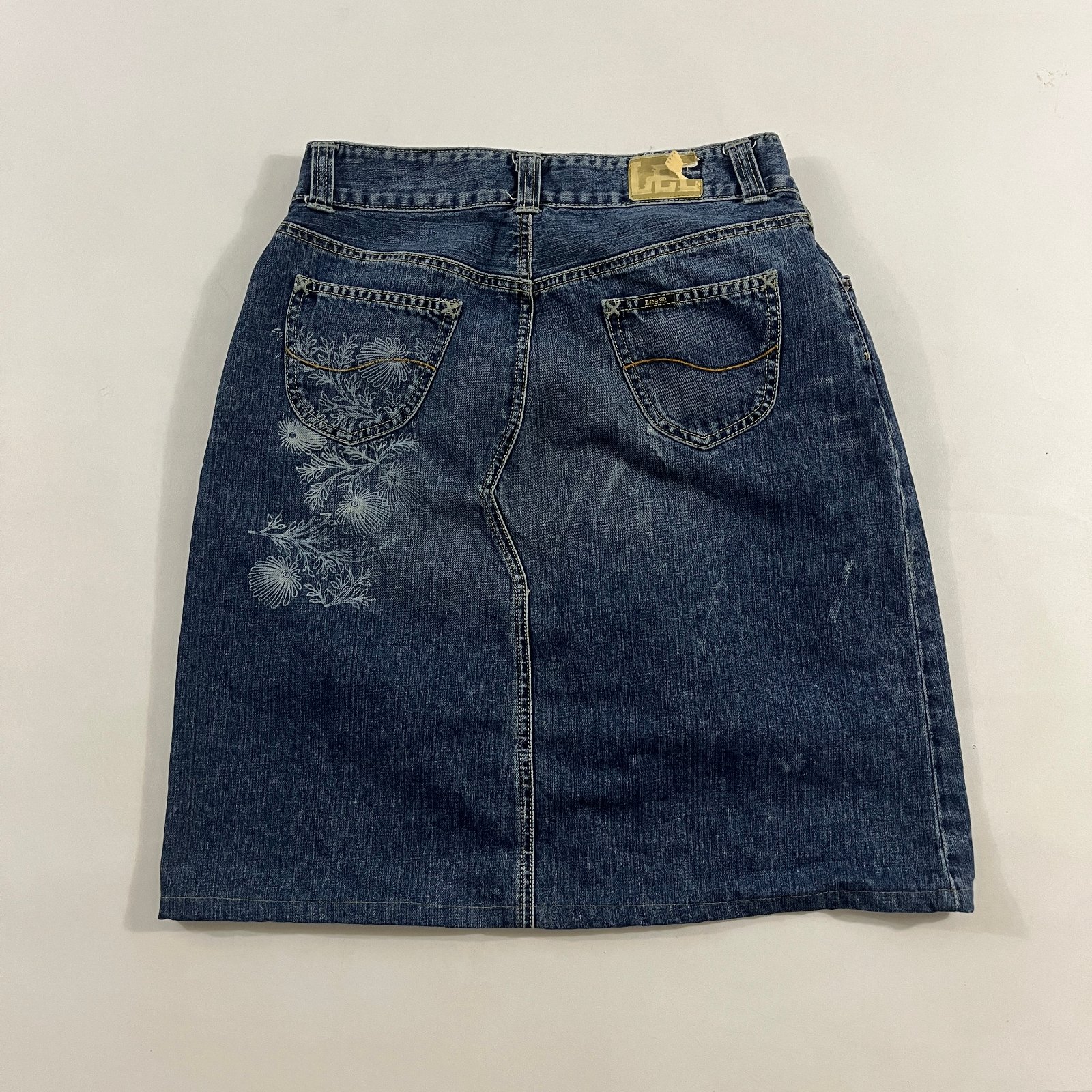 Y2K Lee Dark Wash Floral Embroidered Denim Mini Pencil Skirt